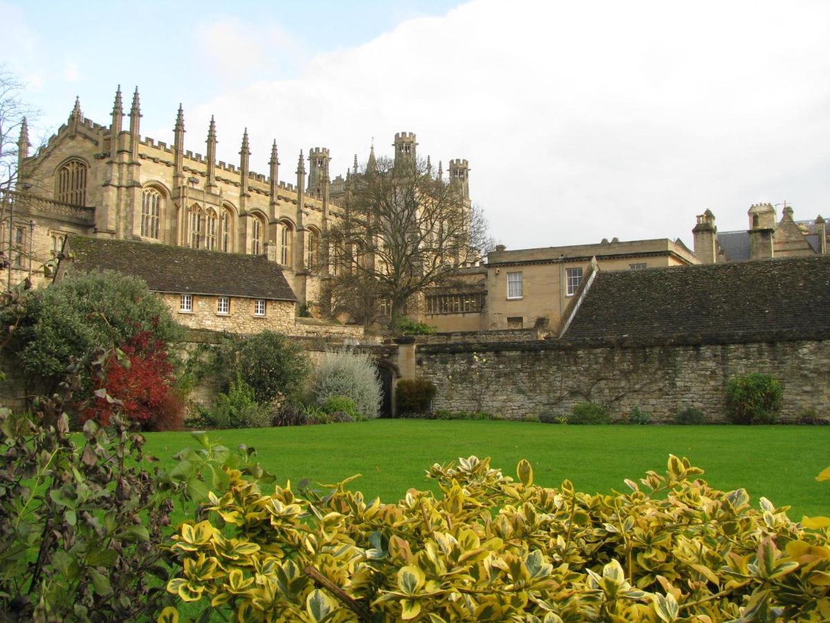 An Entire 2Beds, 2Bathrooms, Free Wifi, Free Parking, Risinghurst, Oxford Kültér fotó